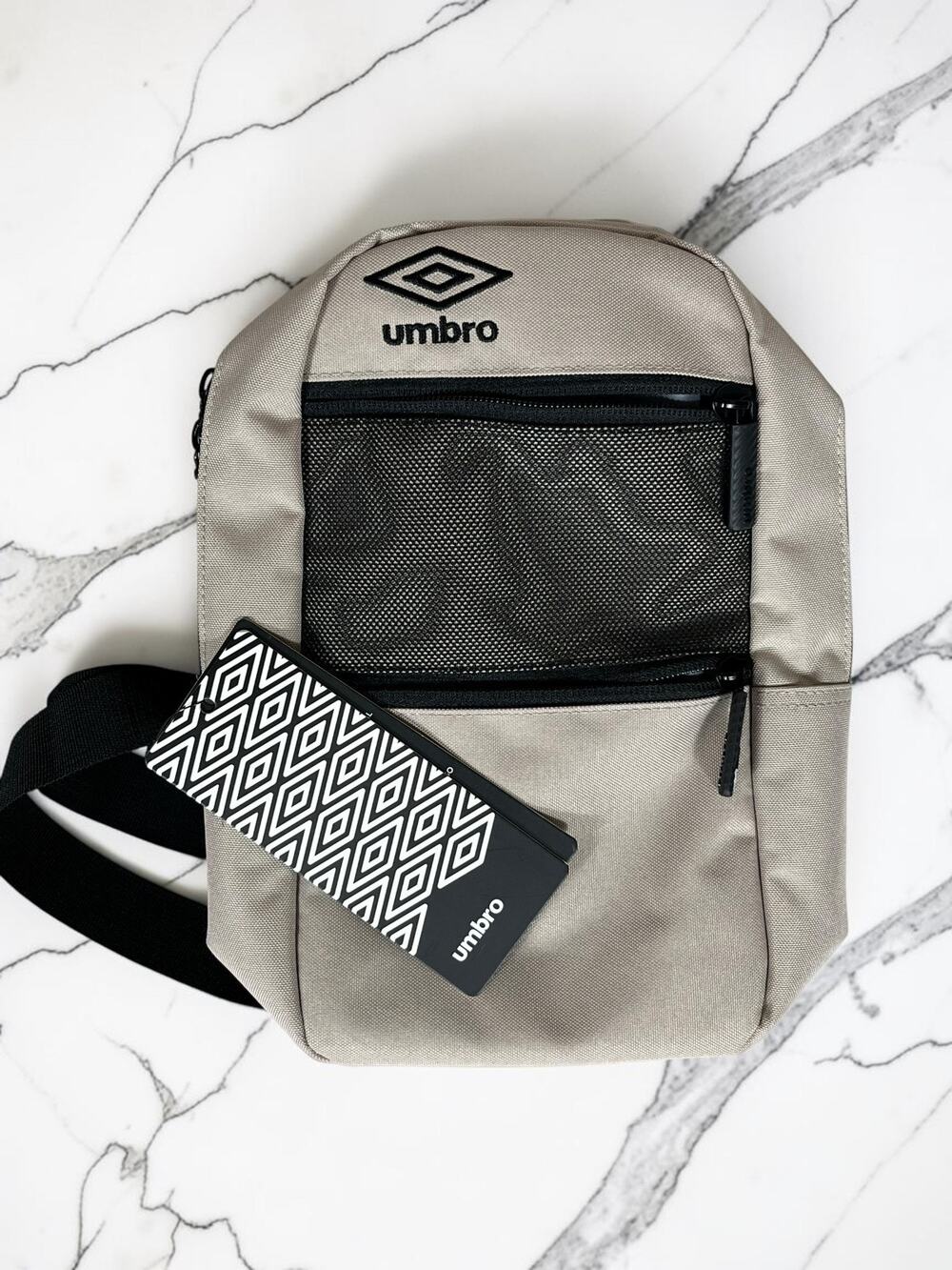 Umbro Crossbody Shoulder Bag Beige Black Mesh Front Pocket Adjustable Strap New